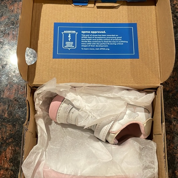 Stride rite toddler girl sneakers - Picture 4 of 4